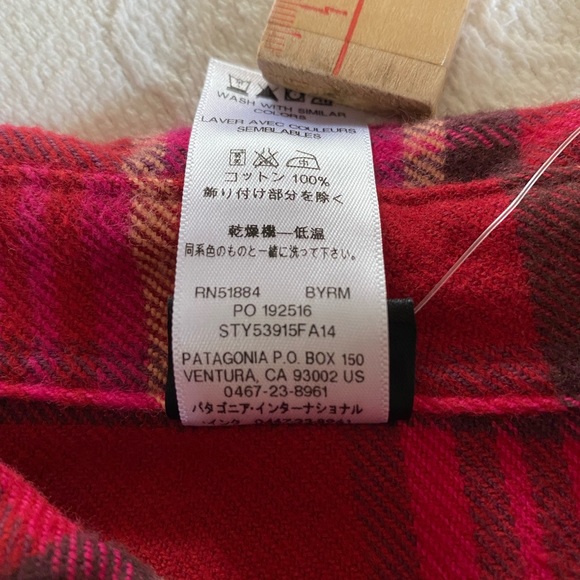 Patagonia Red Pink plaid Fjord Flannel Shirt Size 6 long sleeve Organic cotton - Picture 7 of 13